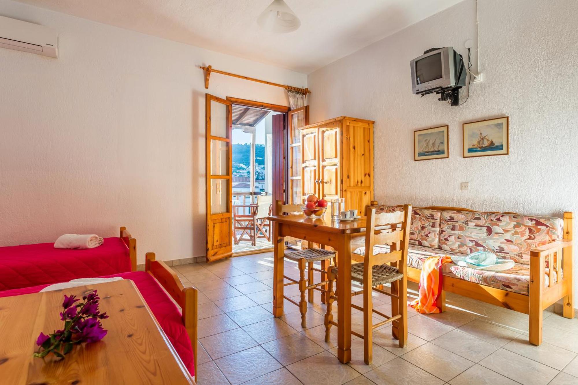 Nikolaos Studios Apartments Skópelos Eksteriør bilde