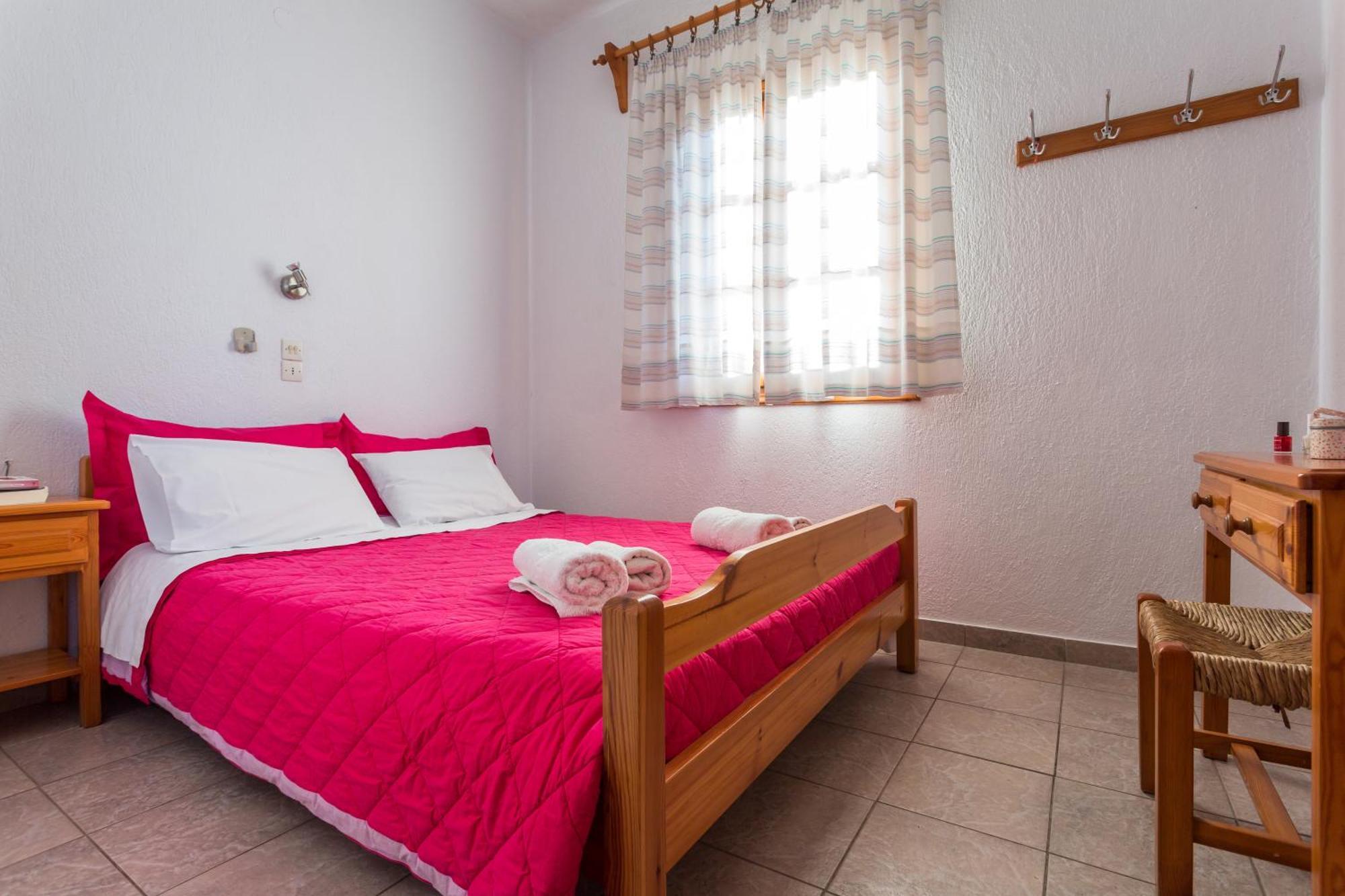 Nikolaos Studios Apartments Skópelos Eksteriør bilde