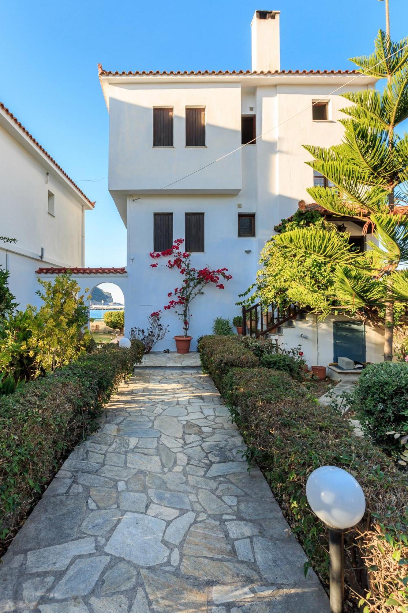 Nikolaos Studios Apartments Skópelos Eksteriør bilde