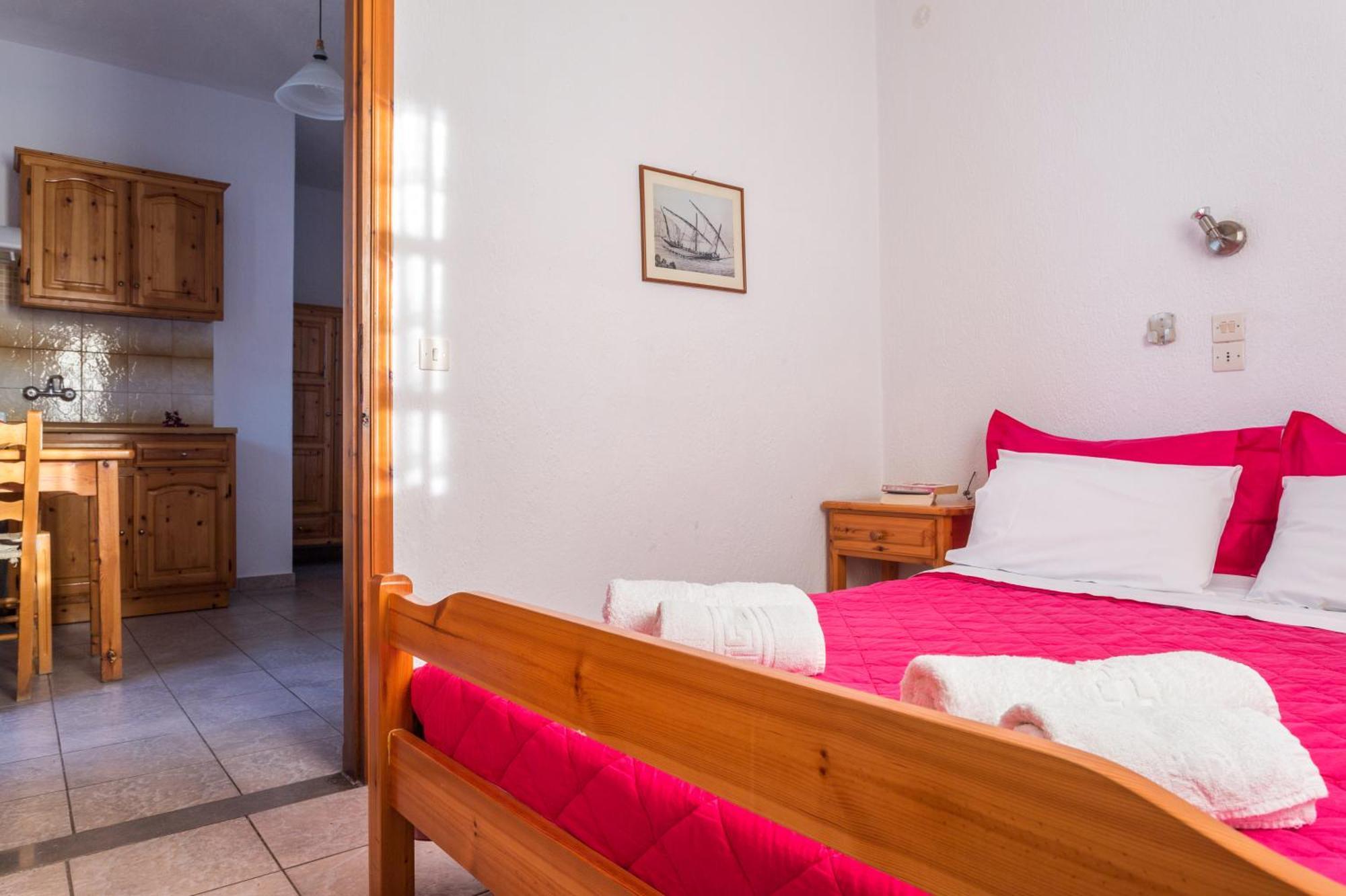 Nikolaos Studios Apartments Skópelos Eksteriør bilde