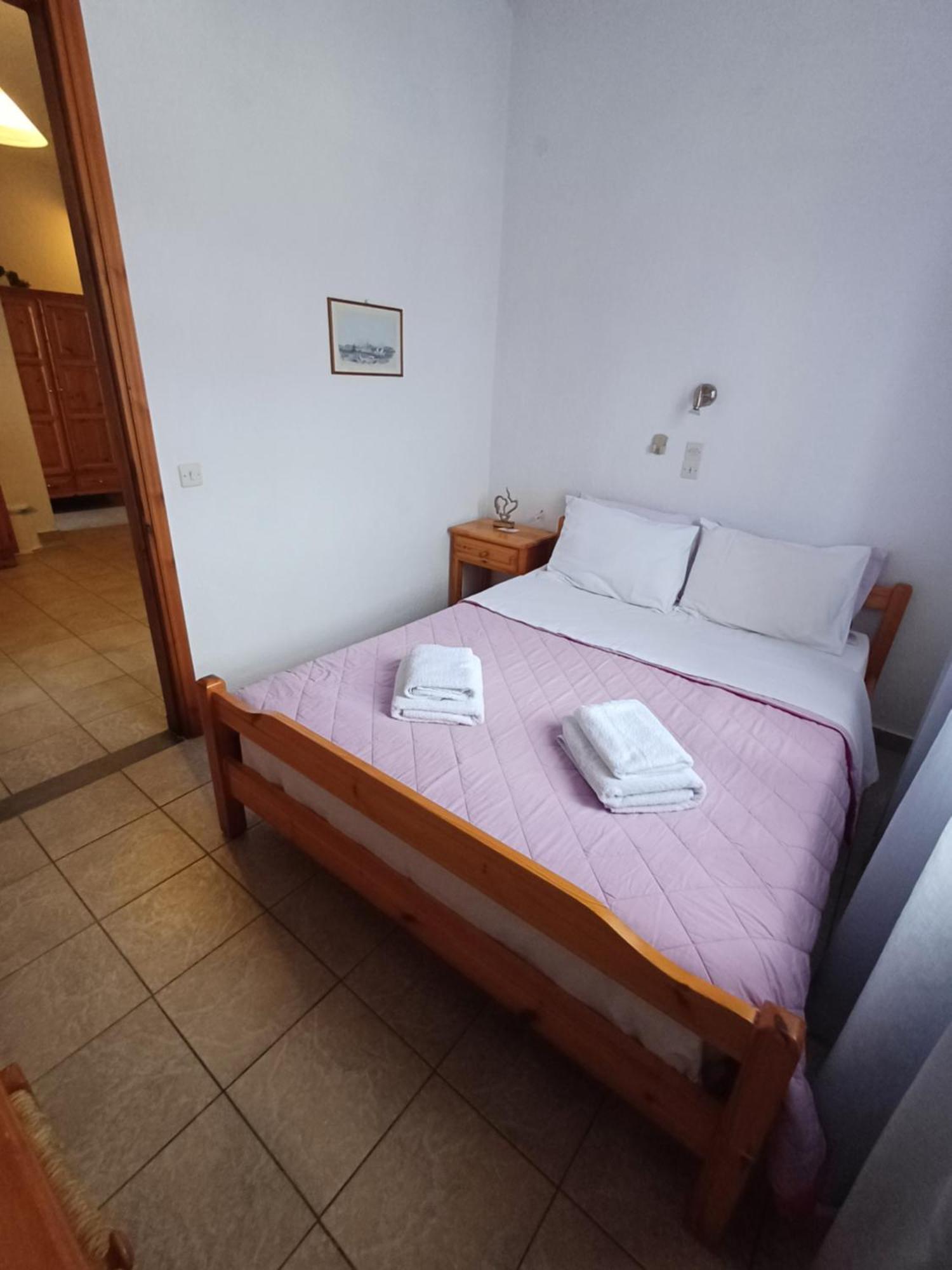 Nikolaos Studios Apartments Skópelos Eksteriør bilde