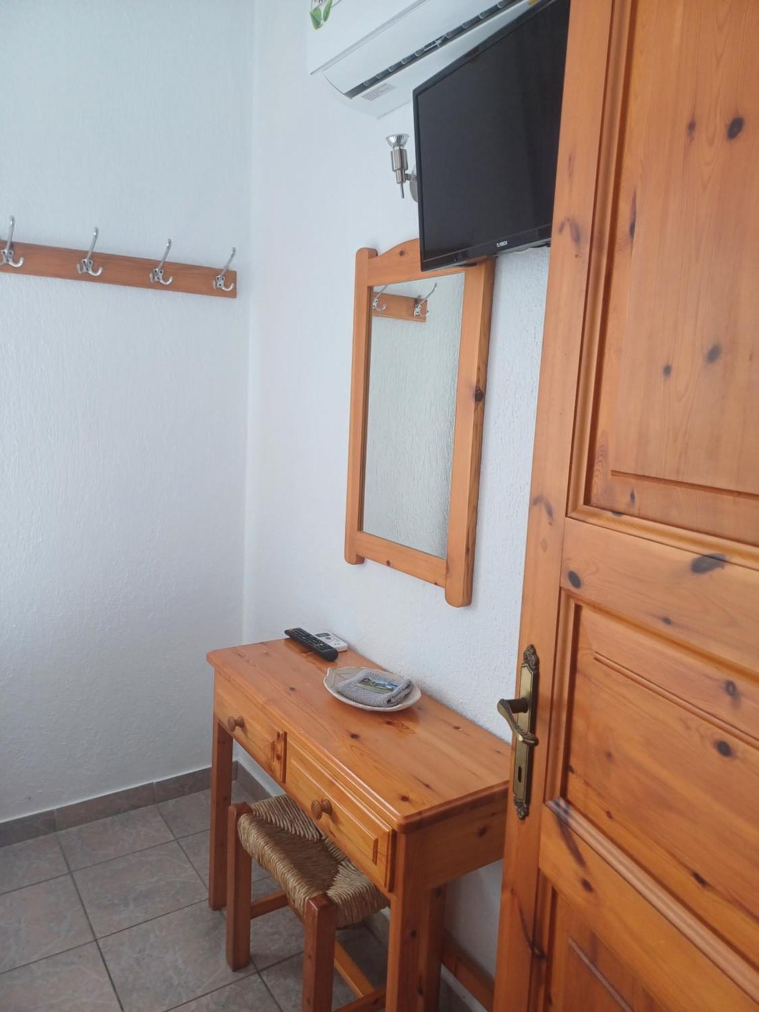 Nikolaos Studios Apartments Skópelos Eksteriør bilde